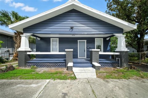 Villa ou maison à vendre à Tampa, Floride: 3 chambres, 121.24 m2 № 1898920 - photo 1