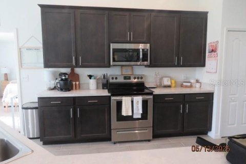 House in Auburndale, Florida 3 bedrooms, 166.95 sq.m. № 1725684 - photo 6
