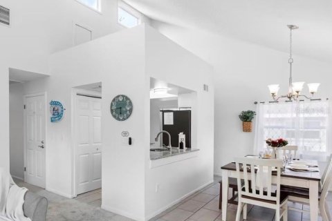 House in Palm Harbor, Florida 3 bedrooms, 161.28 sq.m. № 2123723 - photo 23
