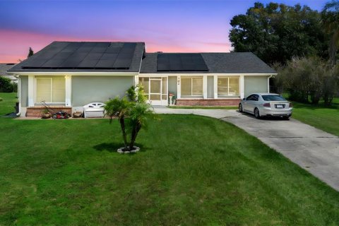 House in Kissimmee, Florida 4 bedrooms, 133.31 sq.m. № 1904938 - photo 2