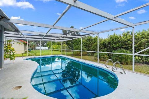House in Kissimmee, Florida 4 bedrooms, 133.31 sq.m. № 1904938 - photo 25