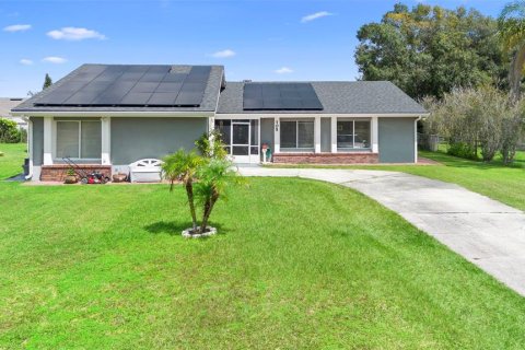 House in Kissimmee, Florida 4 bedrooms, 133.31 sq.m. № 1904938 - photo 3