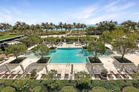 Condominio en venta en Bal Harbour, Florida, 3 dormitorios, 197.88 m2 № 2002431 - foto 10