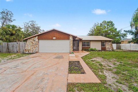 House in Spring Hill, Florida 3 bedrooms, 139.82 sq.m. № 2342016