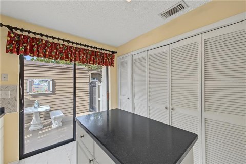 Copropriété à vendre à Hudson, Floride: 2 chambres, 106.28 m2 № 2383818 - photo 15