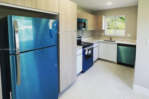 Propiedad comercial en venta en Fort Lauderdale, Florida, 118.64 m2 № 1862767 - foto 9