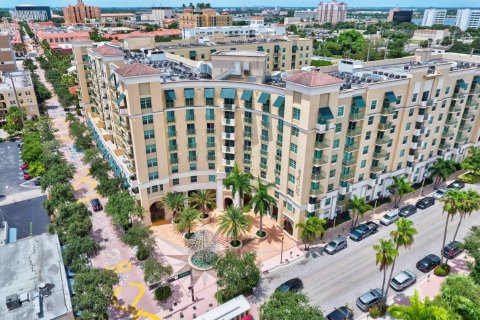 Condo à West Palm Beach, Floride, 2 chambres  № 2320368