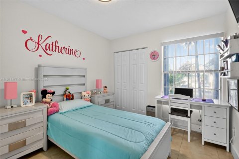 Condominio en venta en Hialeah, Florida, 2 dormitorios, 86.86 m2 № 1968072 - foto 15