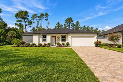 Villa ou maison à Port Charlotte, Floride 4 chambres, 151.99 m2 № 2415524