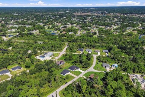 Villa ou maison à vendre à Port Charlotte, Floride: 4 chambres, 151.99 m2 № 2415524 - photo 26