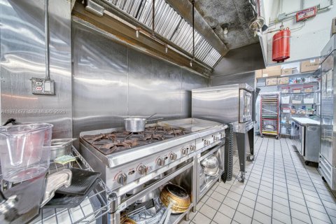 Immobilier commercial à vendre à North Miami Beach, Floride № 2032459 - photo 15