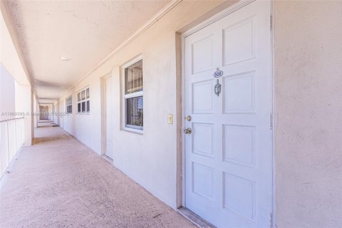 Снять в аренду кондоминиум в Помпано-Бич, Флорида 2 спальни, 102.19м2, № 1965012 - фото 4