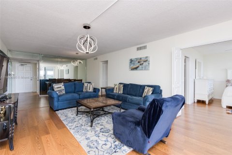 Снять в аренду кондоминиум в Помпано-Бич, Флорида 2 спальни, 102.19м2, № 1965012 - фото 14