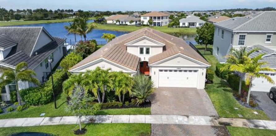 House in Westlake, Florida 4 bedrooms, 257.34 sq.m. № 2175601