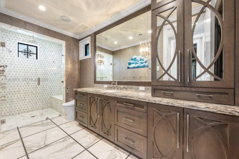 Casa en venta en Fort Lauderdale, Florida, 5 dormitorios, 740.43 m2 № 2080237 - foto 30