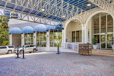 Copropriété à vendre à Sunny Isles Beach, Floride: 40.88 m2 № 2023001 - photo 4