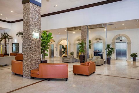 Copropriété à vendre à Sunny Isles Beach, Floride: 40.88 m2 № 2023001 - photo 6