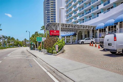 Copropriété à vendre à Sunny Isles Beach, Floride: 40.88 m2 № 2023001 - photo 3
