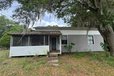 House in Gainesville, Florida 2 bedrooms, 74.32 sq.m. № 1632425 - photo 1