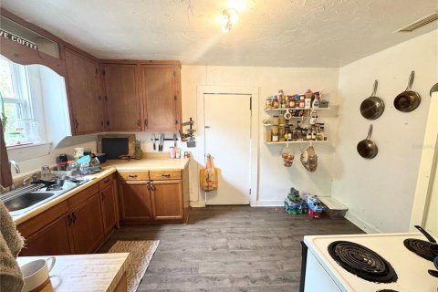 House in Gainesville, Florida 2 bedrooms, 74.32 sq.m. № 1632425 - photo 8
