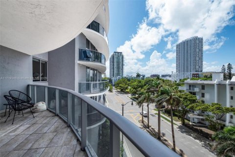 Купить кондоминиум в Майами, Флорида 2 спальни, 95.78м2, № 2022789 - фото 17