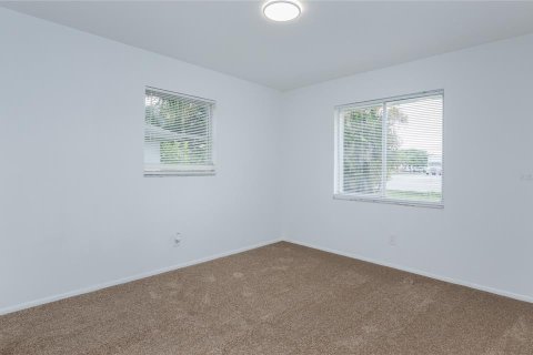 Casa en venta en Cape Coral, Florida, 3 dormitorios, 99.59 m2 № 1902153 - foto 13
