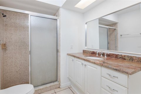 Casa en venta en Cape Coral, Florida, 3 dormitorios, 99.59 m2 № 1902153 - foto 12