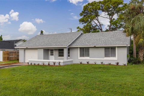Casa en venta en Cape Coral, Florida, 3 dormitorios, 99.59 m2 № 1902153 - foto 1