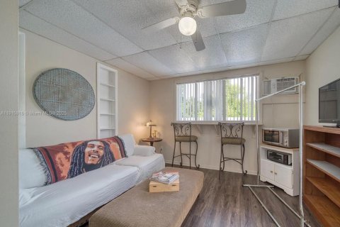 Casa en alquiler en Panama City, Florida, 4 dormitorios № 1971718 - foto 9