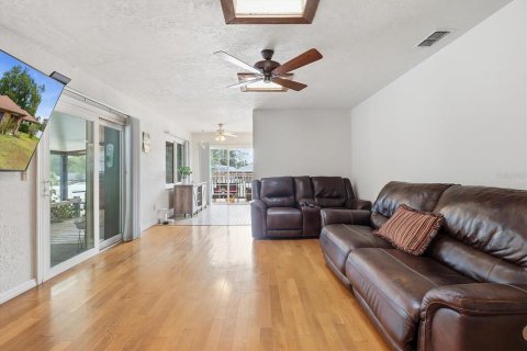 House in Ocala, Florida 3 bedrooms, 167.78 sq.m. № 2323114 - photo 28