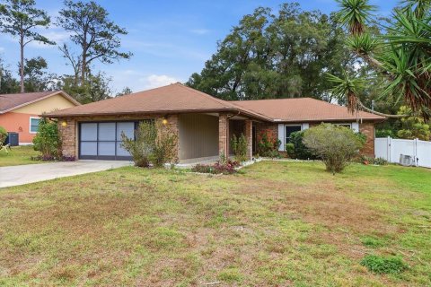 House in Ocala, Florida 3 bedrooms, 167.78 sq.m. № 2323114 - photo 18