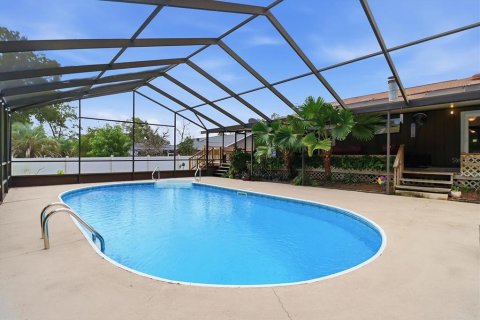 House in Ocala, Florida 3 bedrooms, 167.78 sq.m. № 2323114 - photo 19