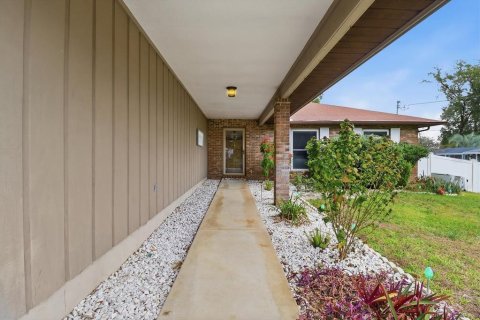 House in Ocala, Florida 3 bedrooms, 167.78 sq.m. № 2323114 - photo 21