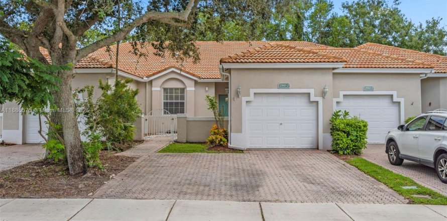 Touwnhouse à Sunrise, Floride 2 chambres, 126.81 m2 № 1932971