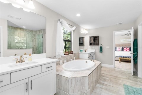 Casa en venta en Fish Hawk, Florida, 4 dormitorios, 302.86 m2 № 1810625 - foto 20