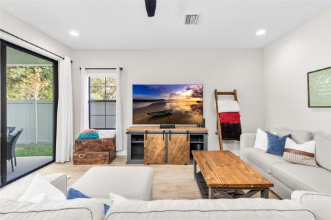Casa en venta en Fish Hawk, Florida, 4 dormitorios, 302.86 m2 № 1810625 - foto 11