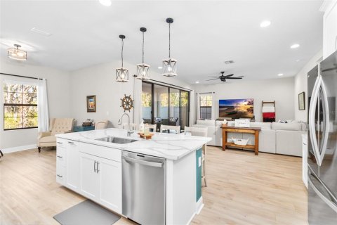 Casa en venta en Fish Hawk, Florida, 4 dormitorios, 302.86 m2 № 1810625 - foto 8