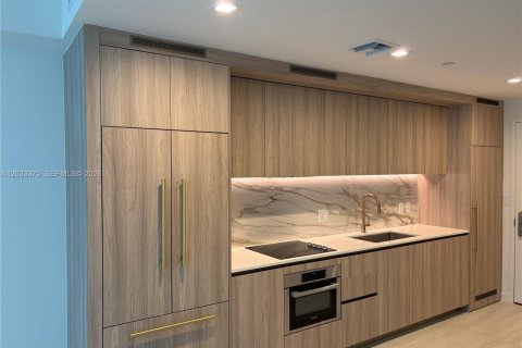 Copropriété à louer à Miami, Floride: 1 chambre, 80.08 m2 № 2154549 - photo 2