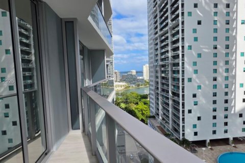 Copropriété à louer à Miami, Floride: 1 chambre, 80.08 m2 № 2154549 - photo 4