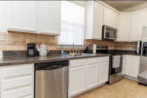 Casa en venta en Kissimmee, Florida, 3 dormitorios, 189.43 m2 № 2139151 - foto 8