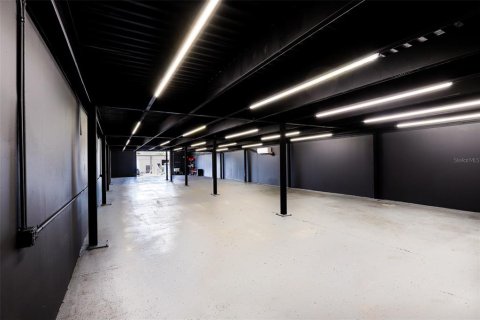 Commercial property in Orlando, Florida 546.73 sq.m. № 2203547 - photo 3