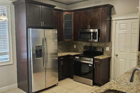 Villa ou maison à vendre à Riverview, Floride: 4 chambres, 201.04 m2 № 2408085 - photo 6