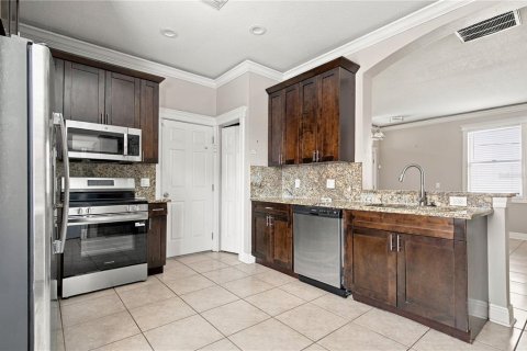 Villa ou maison à vendre à Riverview, Floride: 4 chambres, 201.04 m2 № 2408085 - photo 9