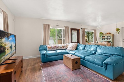Casa en venta en Orlando, Florida, 3 dormitorios, 119.29 m2 № 1919590 - foto 6