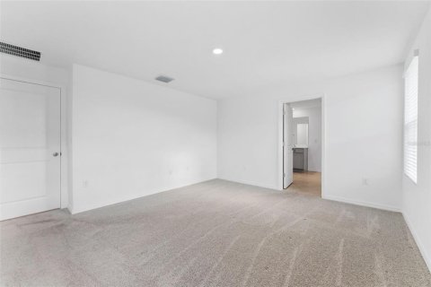 Villa ou maison à louer à Zephyrhills, Floride: 4 chambres, 214.14 m2 № 2404884 - photo 23