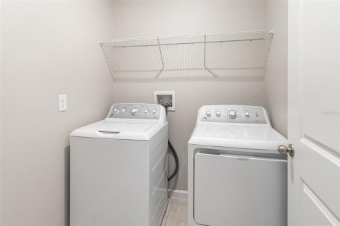Casa en venta en Winter Haven, Florida, 3 dormitorios, 121.89 m2 № 1902054 - foto 11