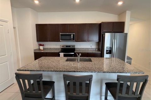 Villa ou maison à louer à Haines City, Floride: 3 chambres, 153.85 m2 № 2157095 - photo 2