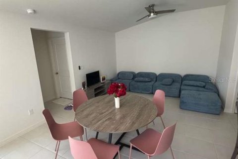 Villa ou maison à louer à Haines City, Floride: 3 chambres, 153.85 m2 № 2157095 - photo 4