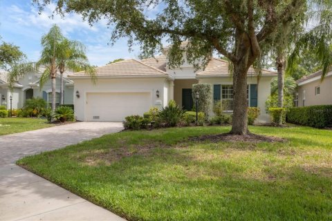 Villa ou maison à louer à Lakewood Ranch, Floride: 3 chambres, 200.95 m2 № 1775592 - photo 1