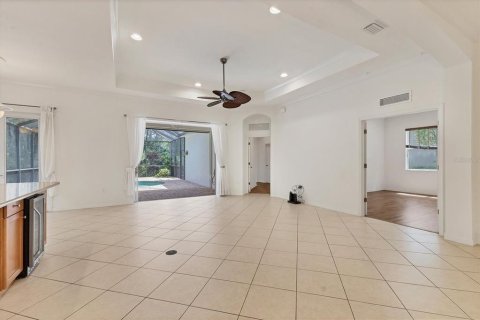 Villa ou maison à louer à Lakewood Ranch, Floride: 3 chambres, 200.95 m2 № 1775592 - photo 6